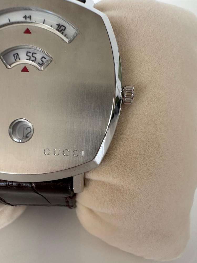 Gucci Grip – 38mm Oceľ / Hnedý Aligátor