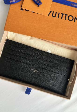 https://www.vipluxury.sk/Louis Vuitton cardholder