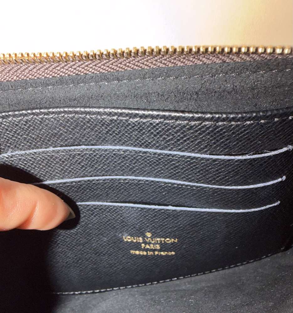 Lv pochette double zip