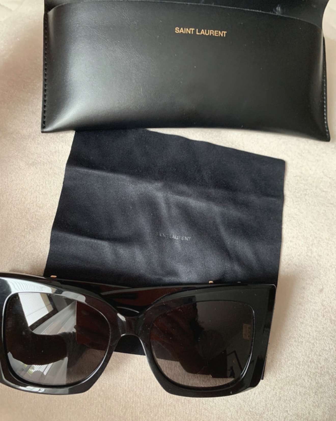 Yves Saint Laurent slnečné okuliare