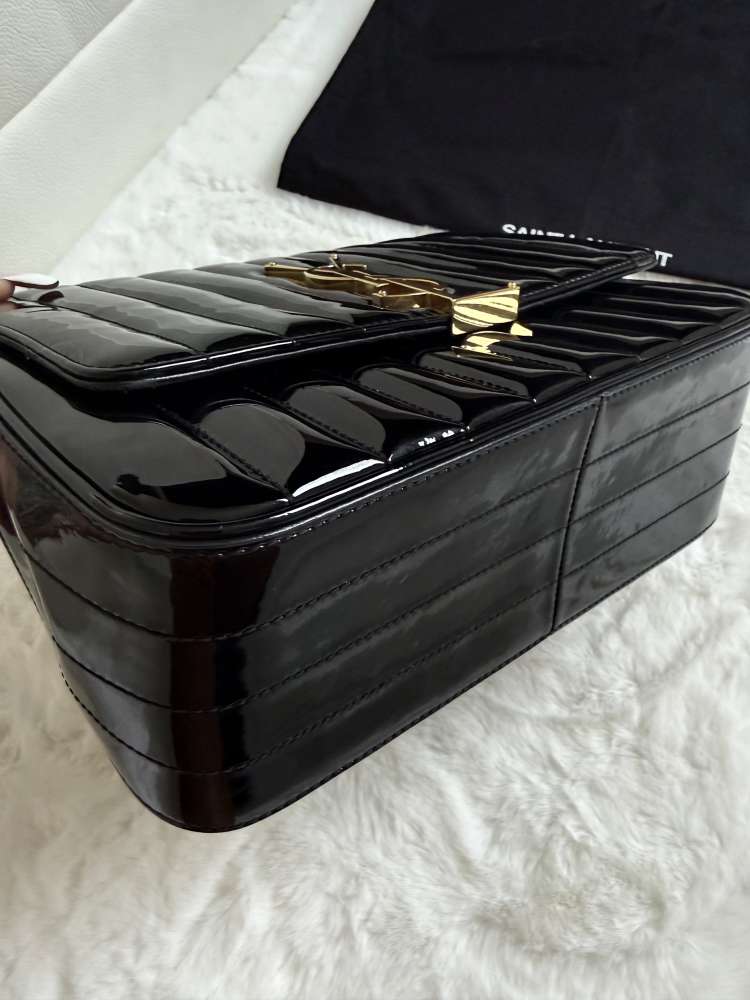 Ysl kabelka
