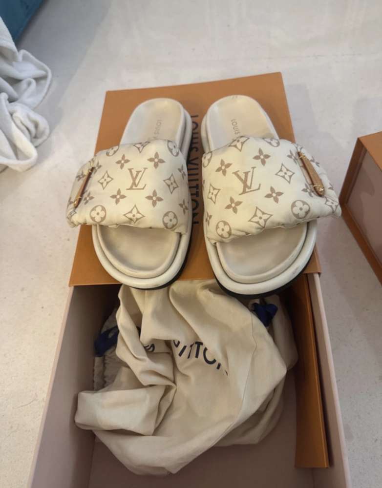 Louis Vuitton šľapky