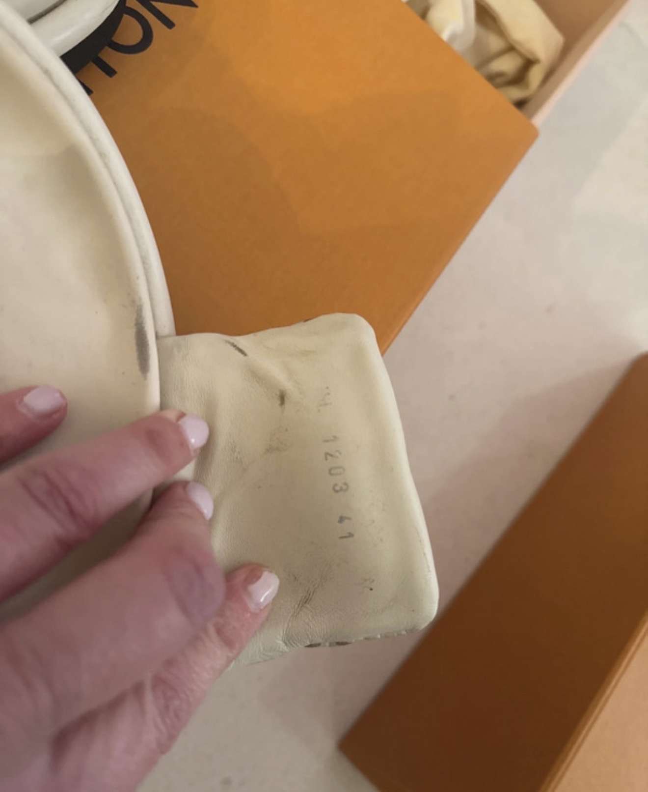 Louis Vuitton šľapky