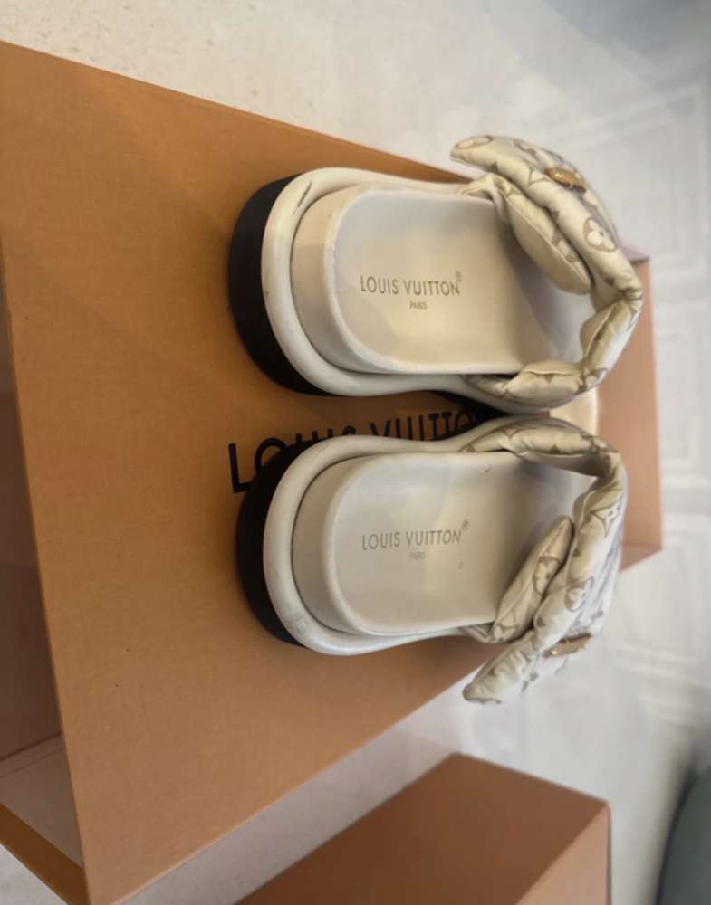 Louis Vuitton šľapky