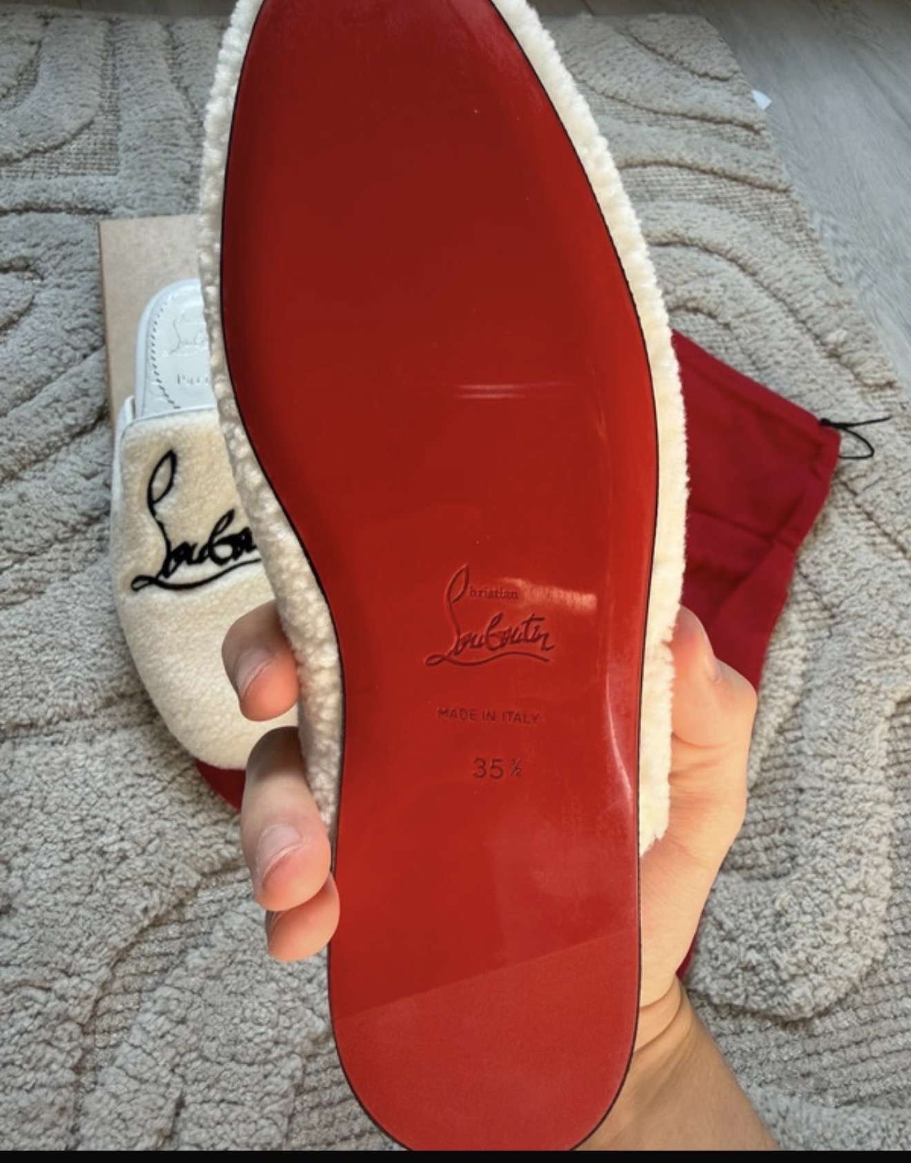 Christian Louboutin šľapky