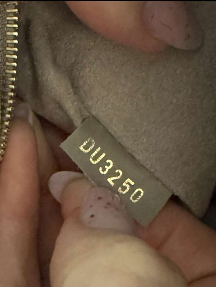 Louis Vuitton OnTheGo MM leather