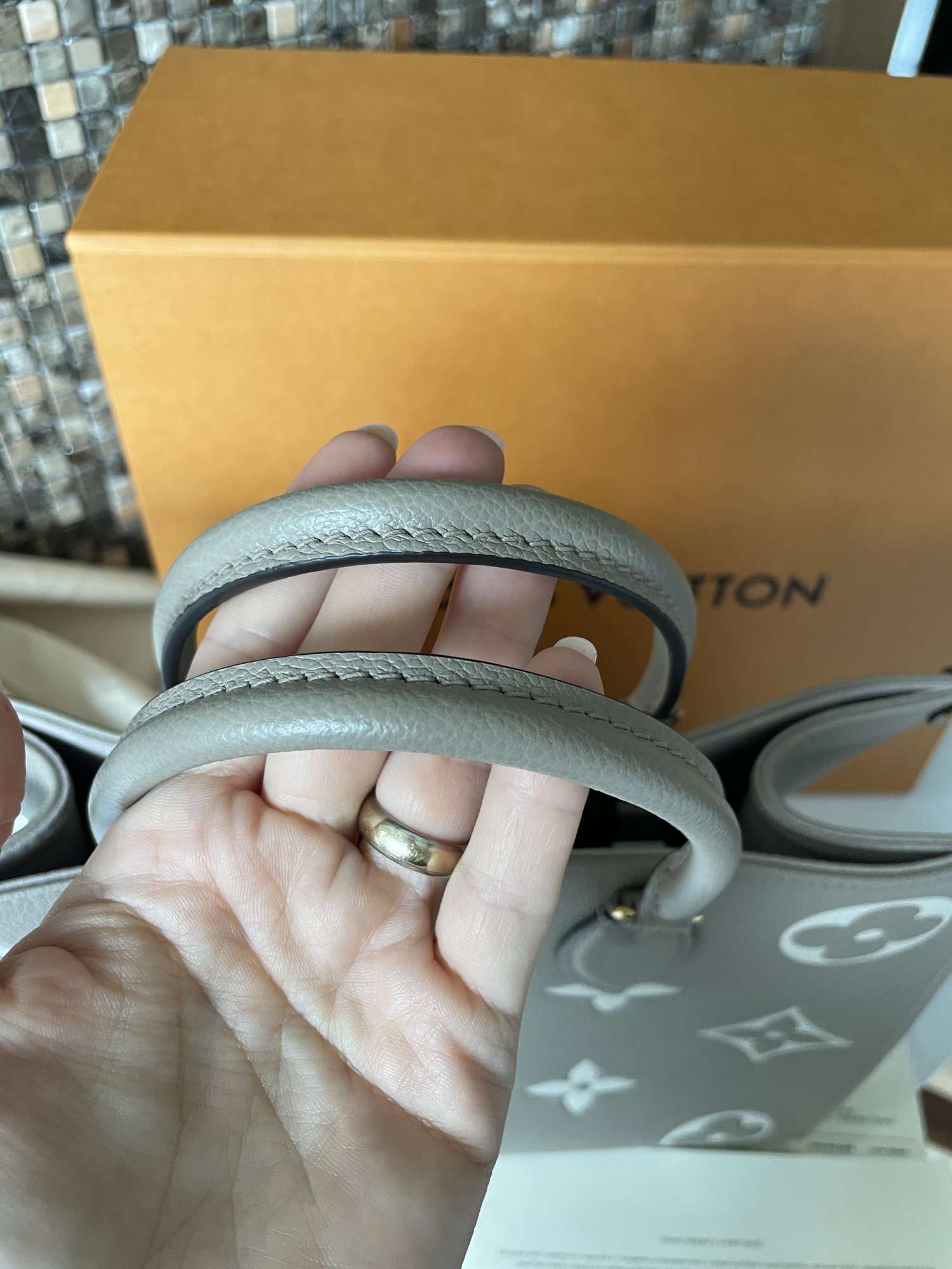 Louis Vuitton OnTheGo MM leather