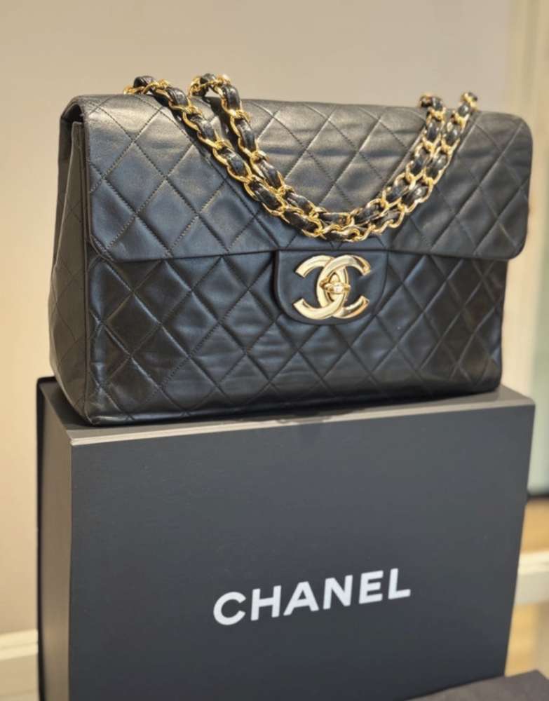 Chanel Vintage Jambo
