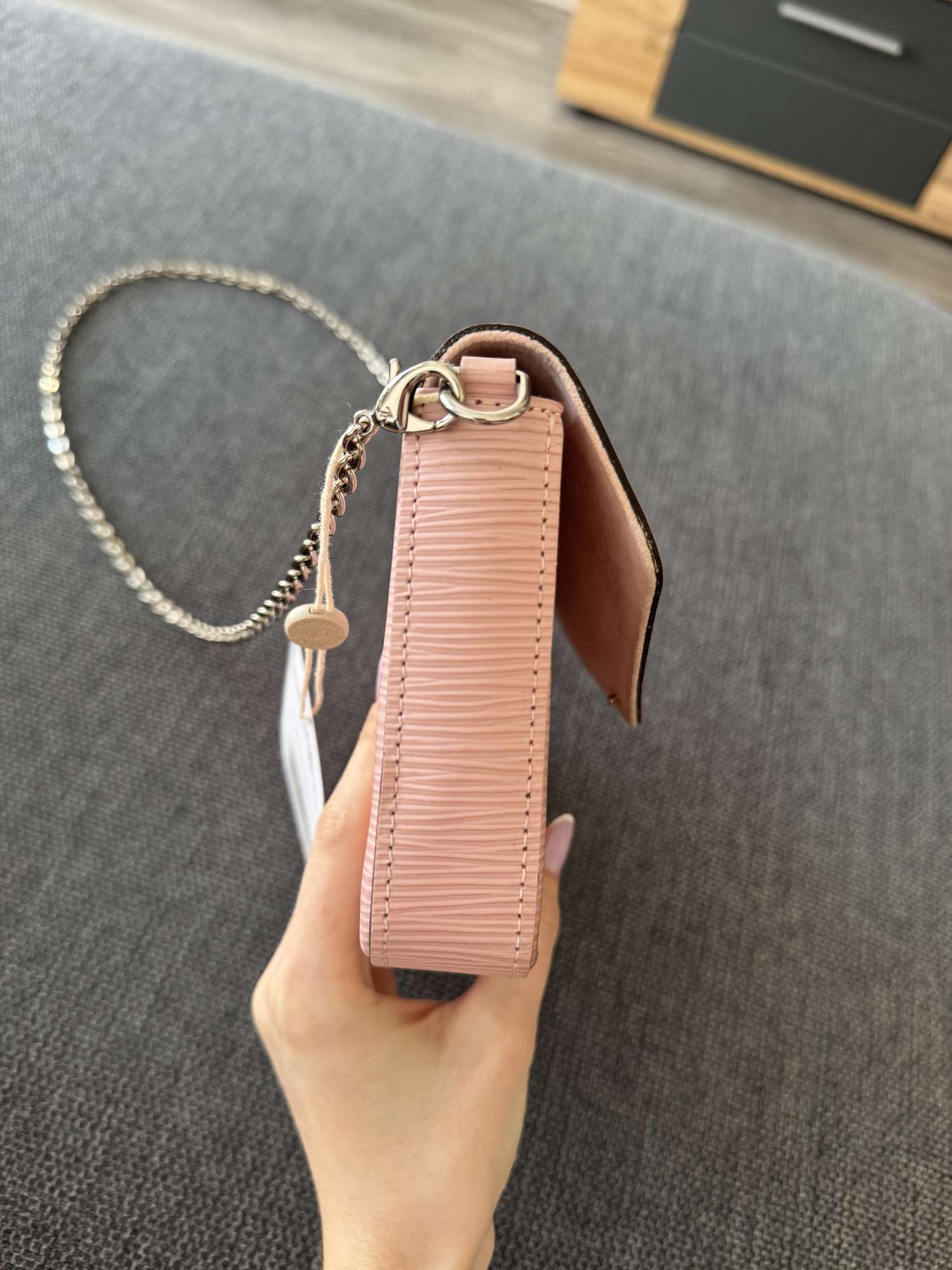Louis Vuitton Félicie epi pink