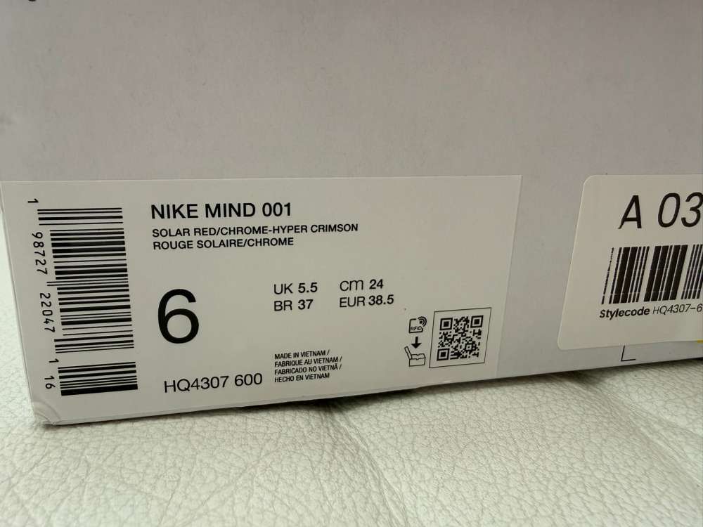 Nike mind slapky
