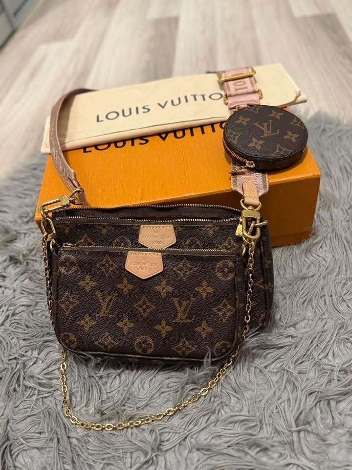 Louis Vuitton Multi Pochette Accessoires