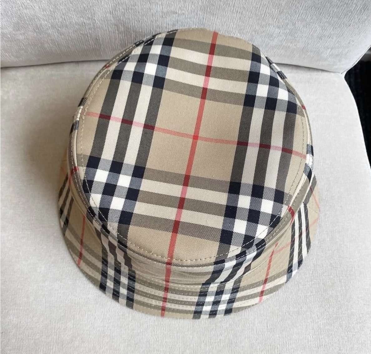 Klobouk Burberry