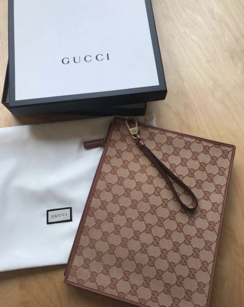 Gucci clutch