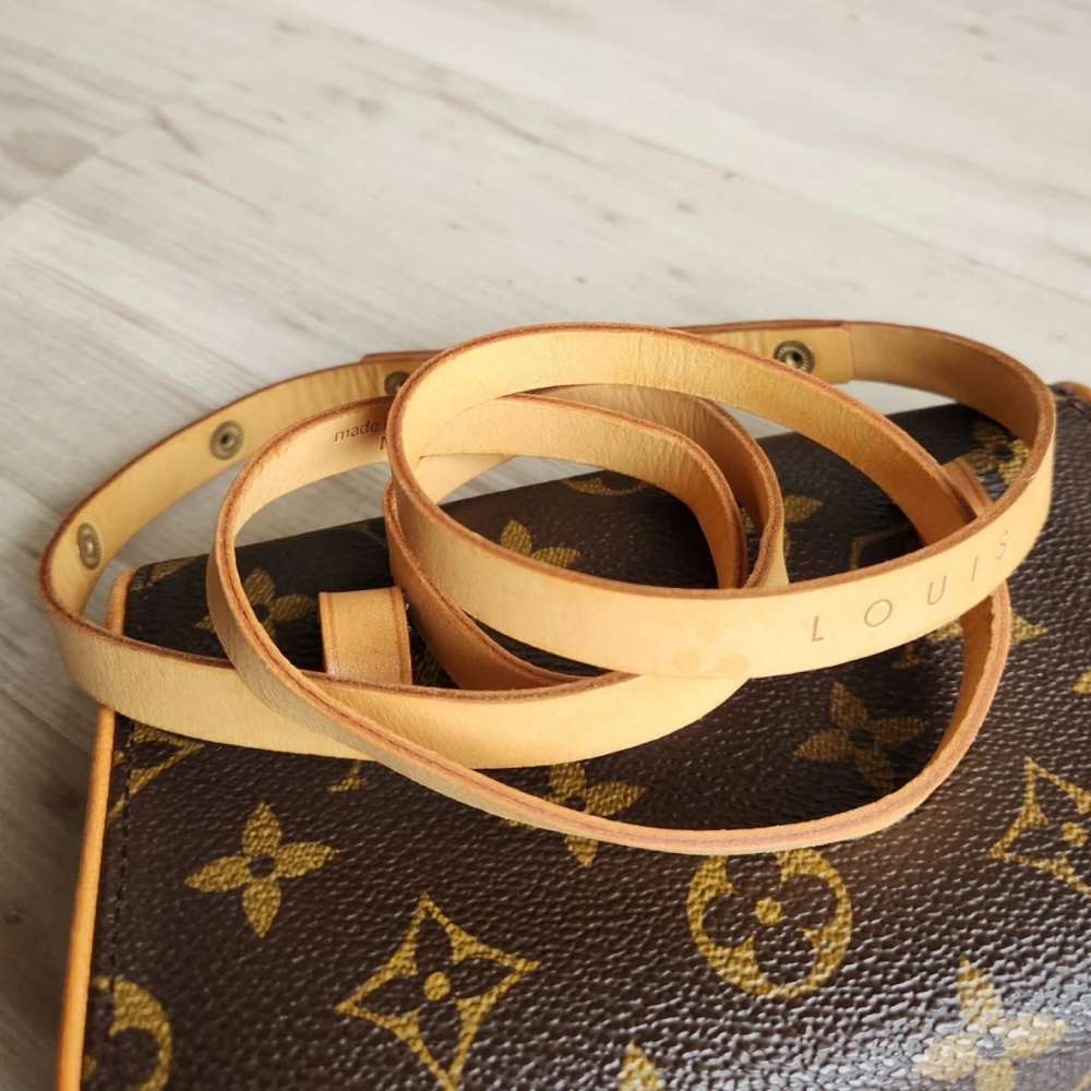 Louis Vuitton Florentine