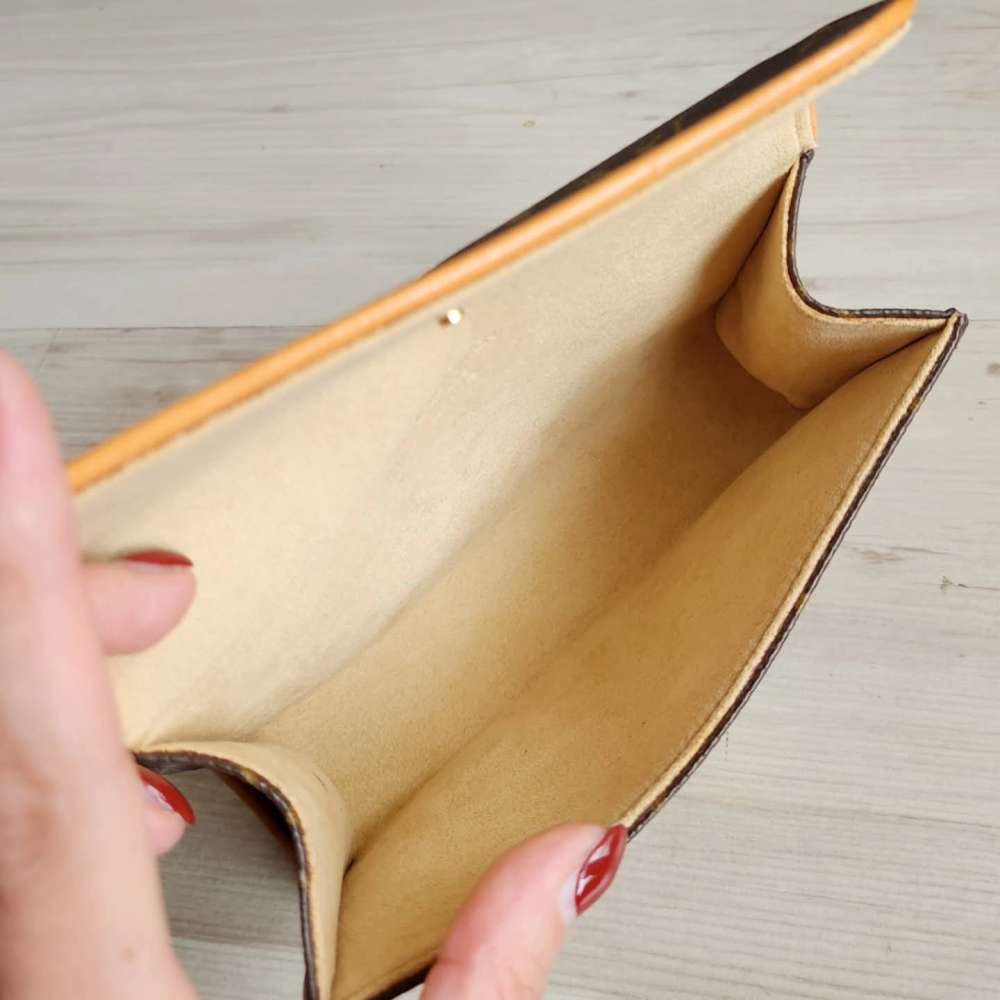 Louis Vuitton Florentine