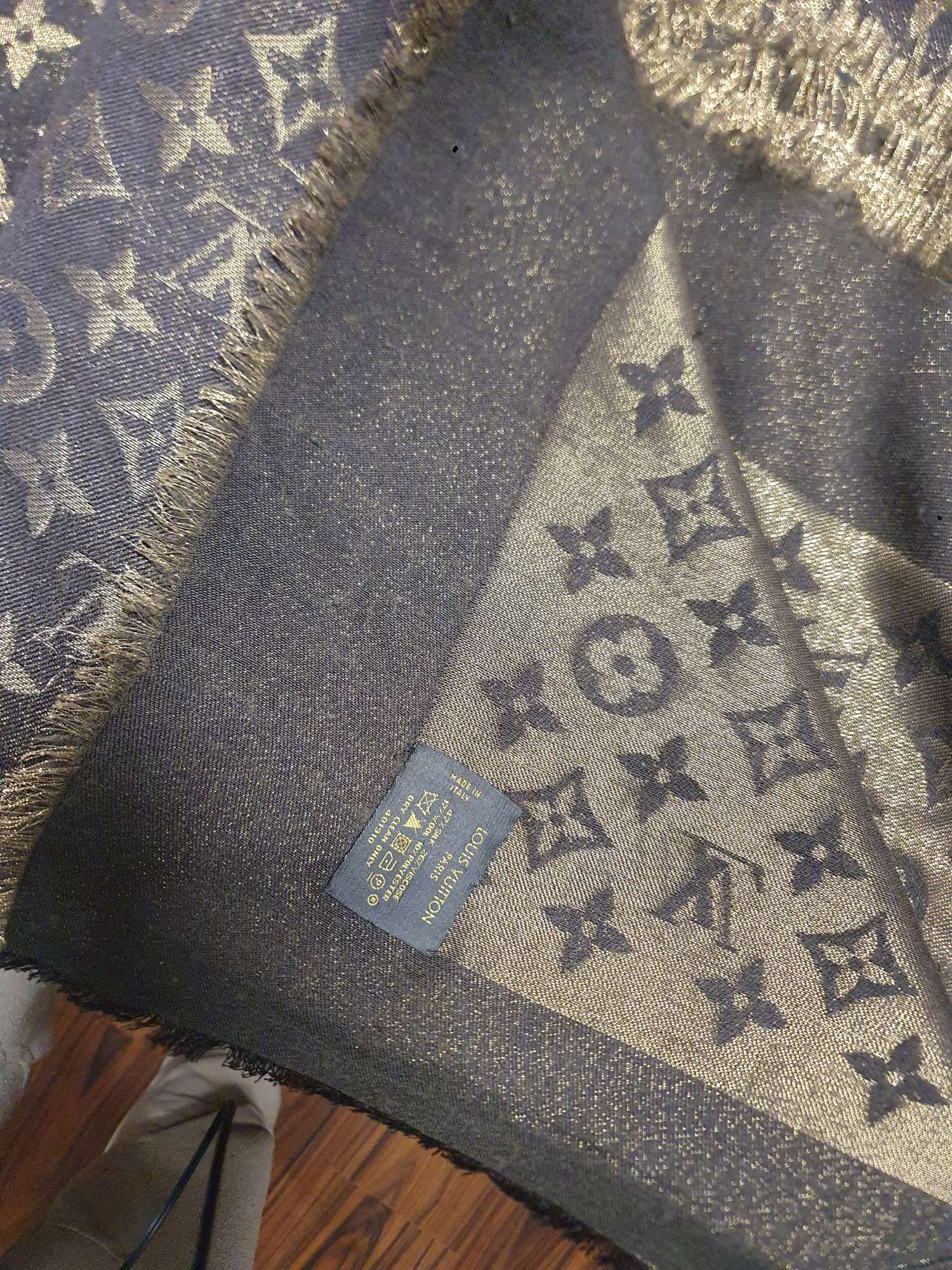 Louis Vuitton šatka