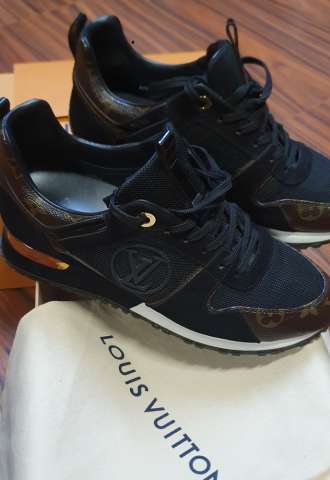 https://www.vipluxury.sk/Louis Vuitton tenisky