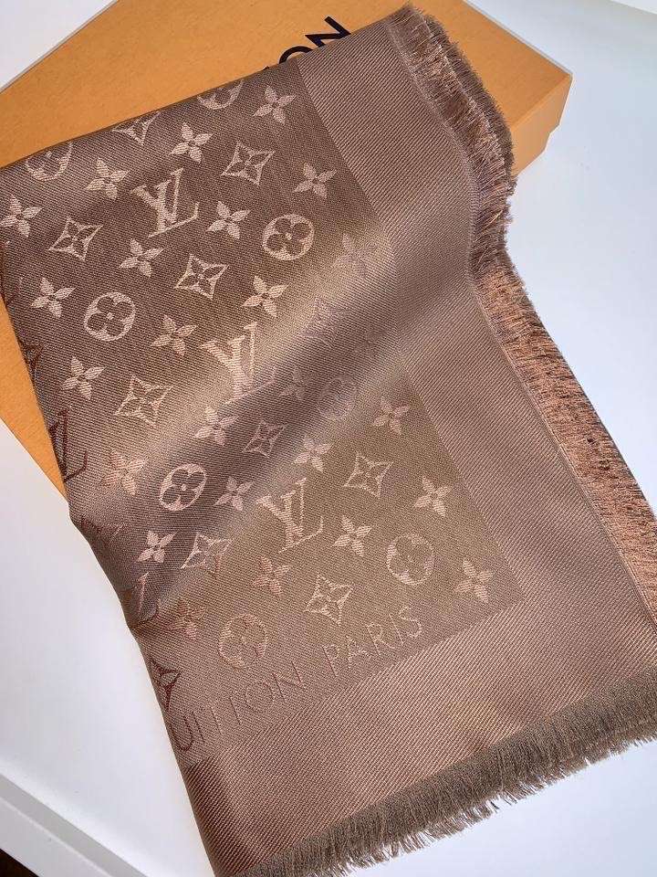 LOUIS VUITTON ŠÁL