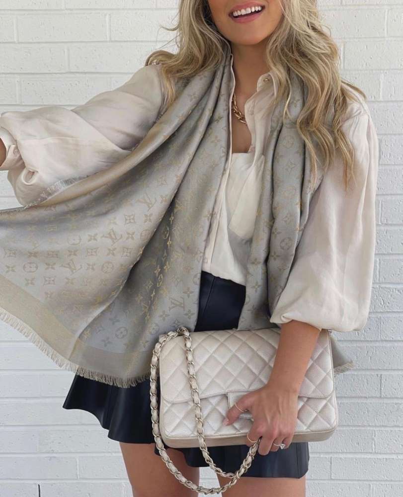 LOUIS VUITTON SHAWL