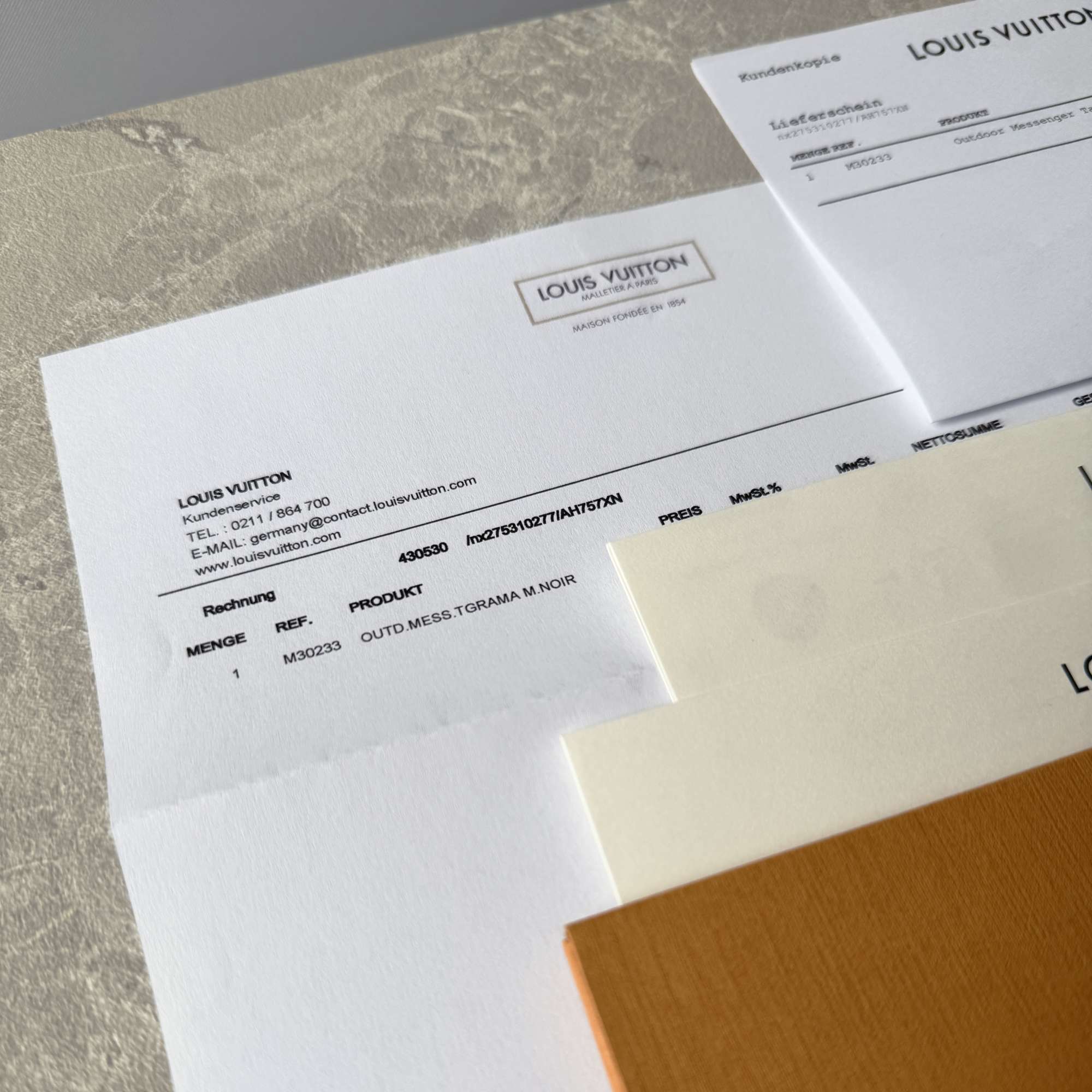 LOUIS VUITTON Outdoor Bumbag taška