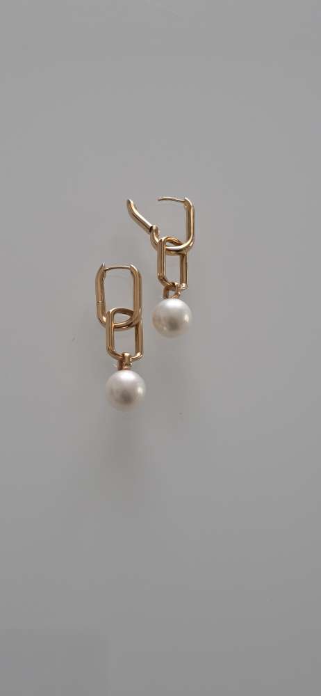 Utopia Aurum earrings with South Sea Pearls