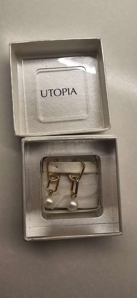 Utopia Aurum earrings with South Sea Pearls