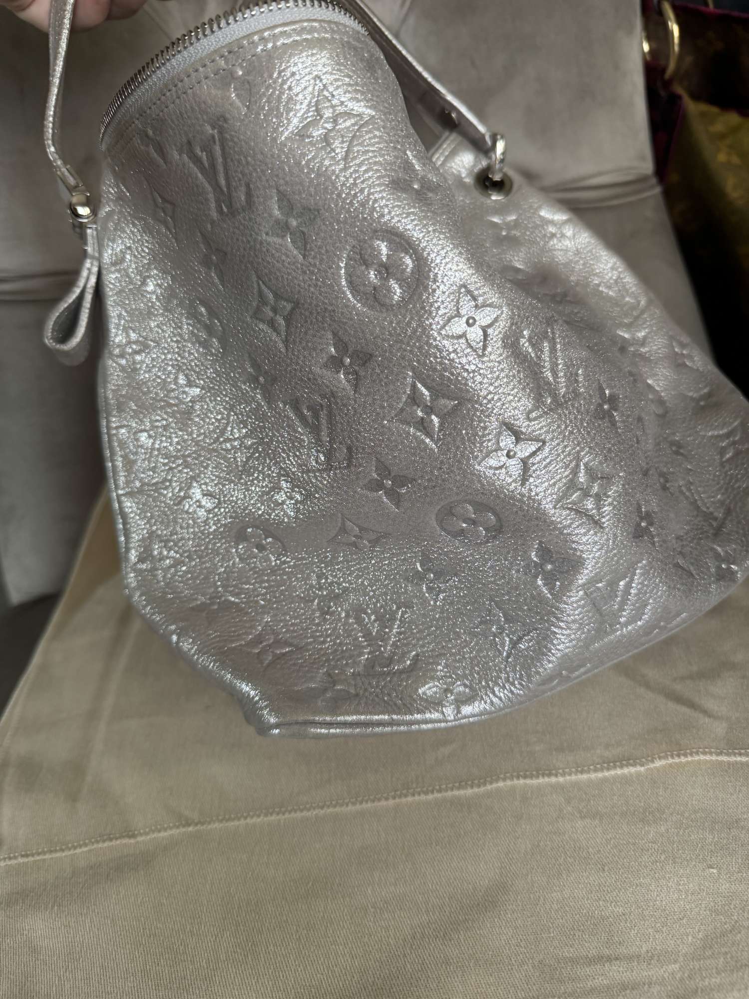 Louis Vuitton Shimmer Halo