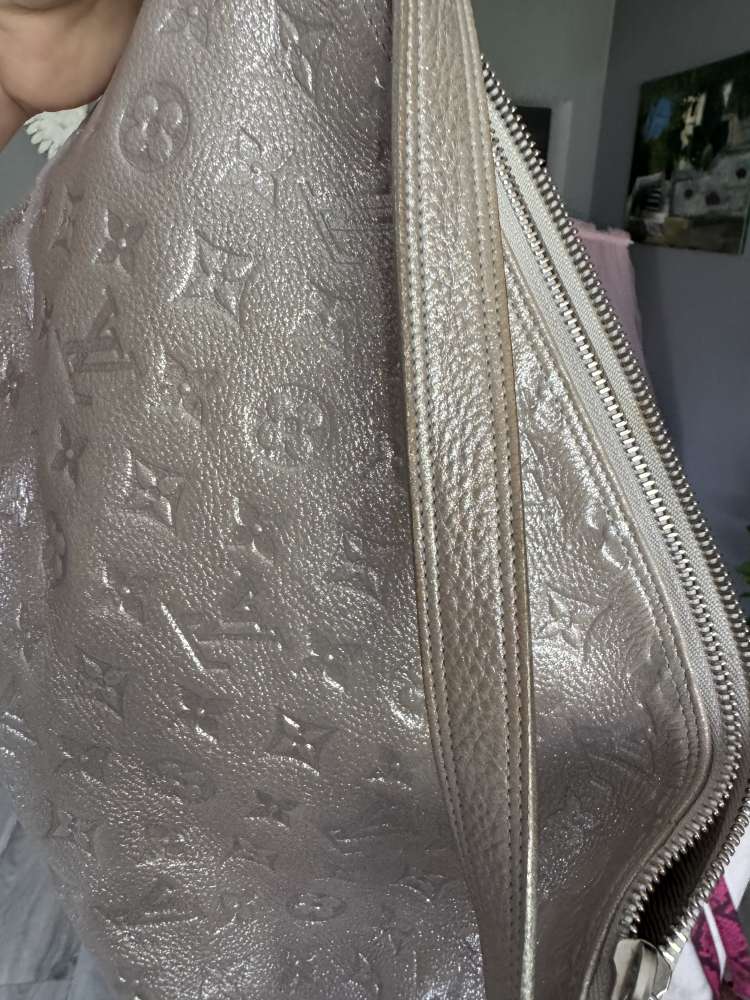 Louis Vuitton Shimmer Halo