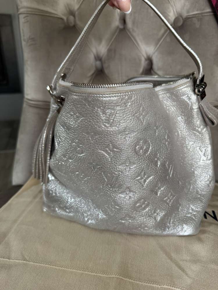 Louis Vuitton Shimmer Halo