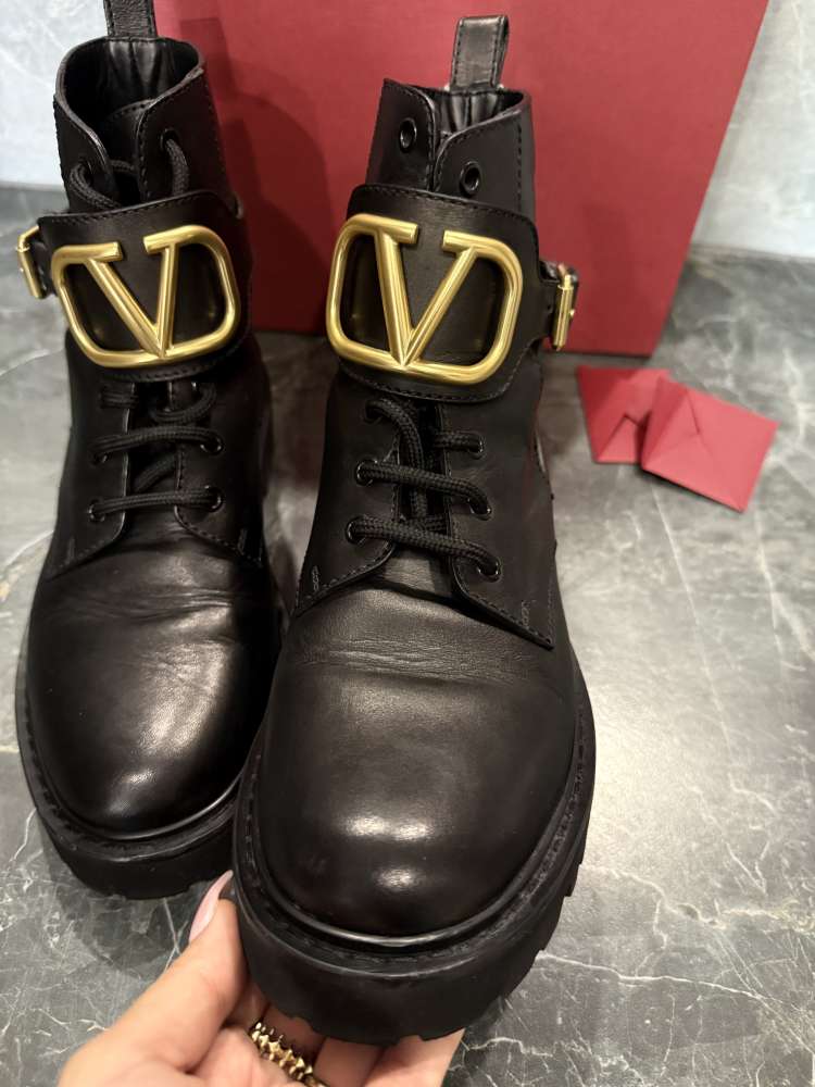 Valentino Logo 35mm combat boots