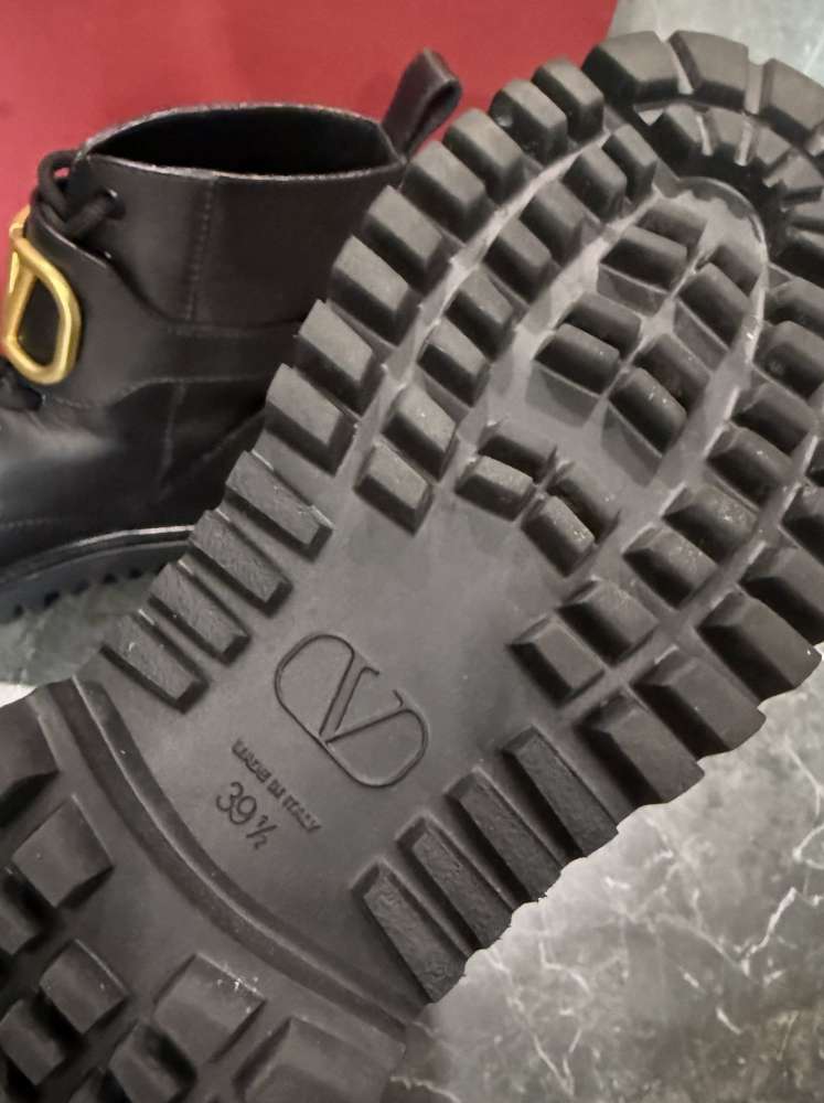 Valentino Logo 35mm combat boots
