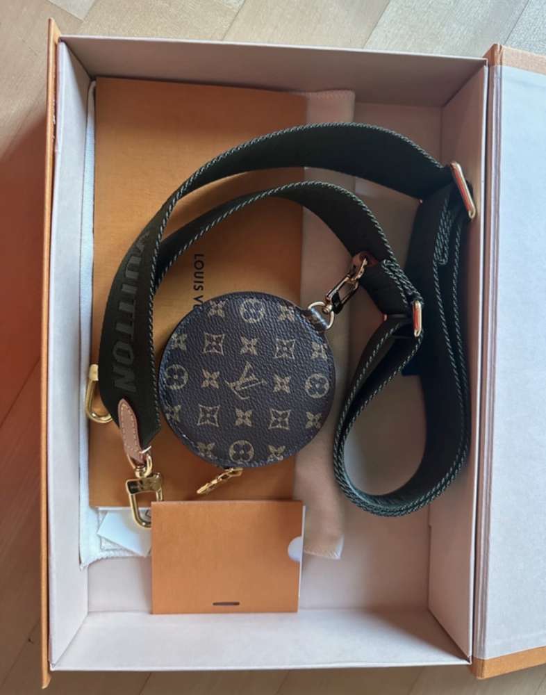 Louis Vuitton strap