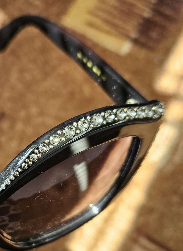 GUCCI slnečné okulaire model GG0118S