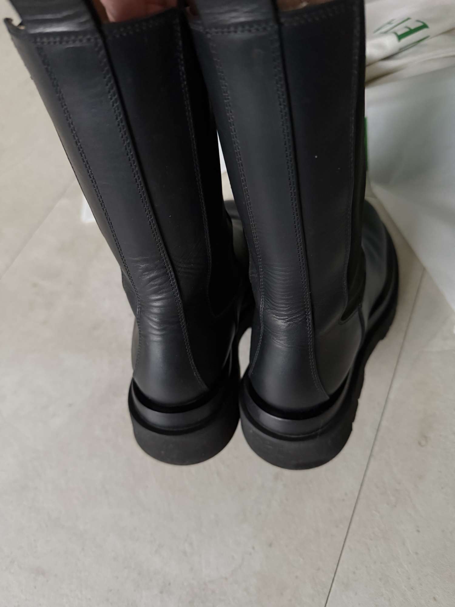 Čižmy Bottega Veneta