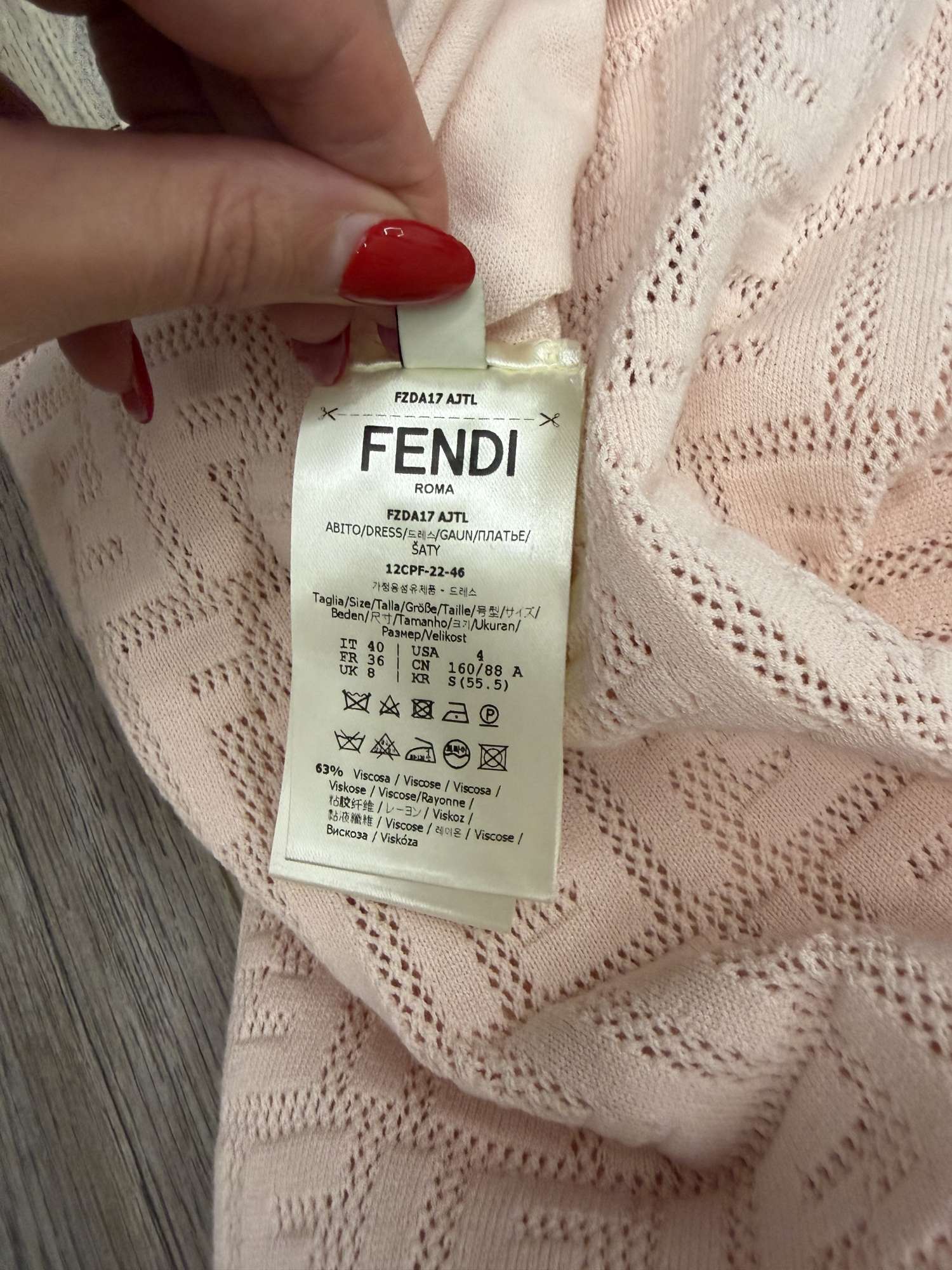 Fendi šaty