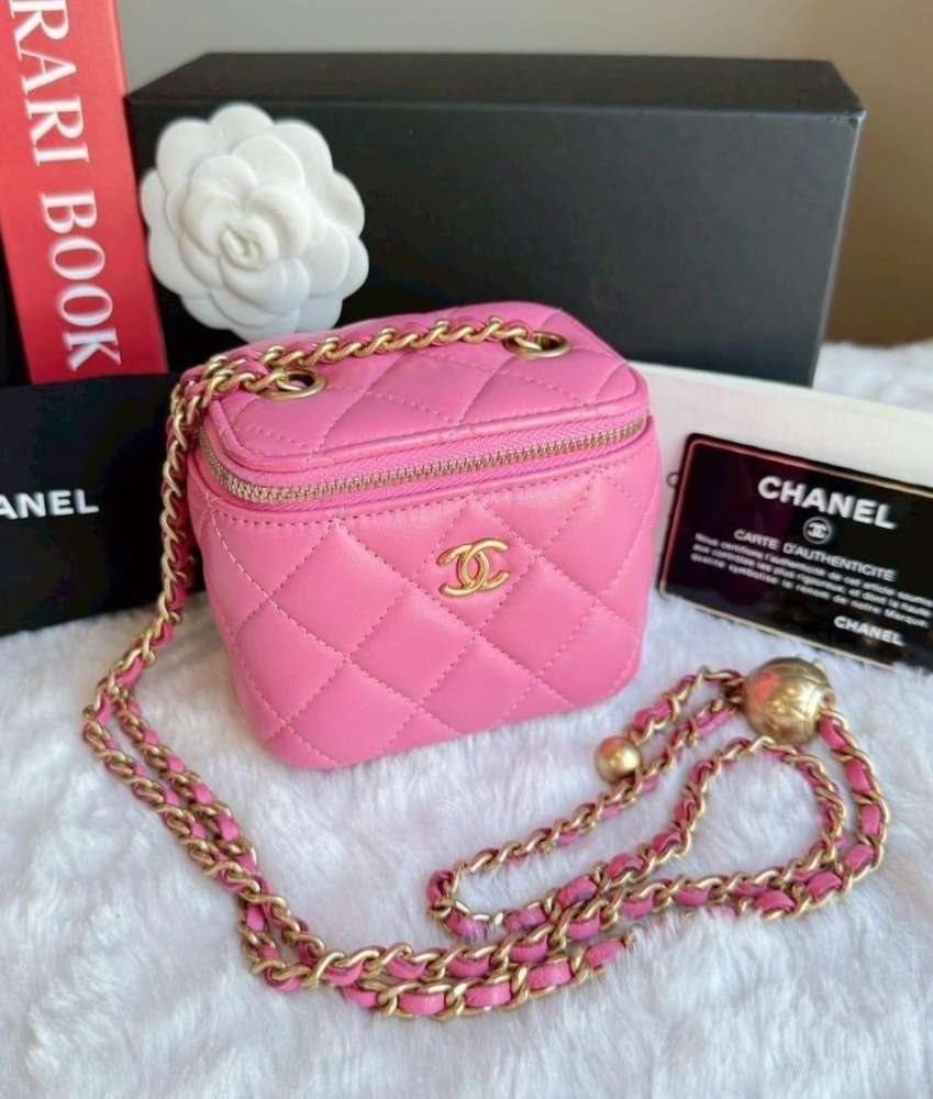 Chanel mini Vanity