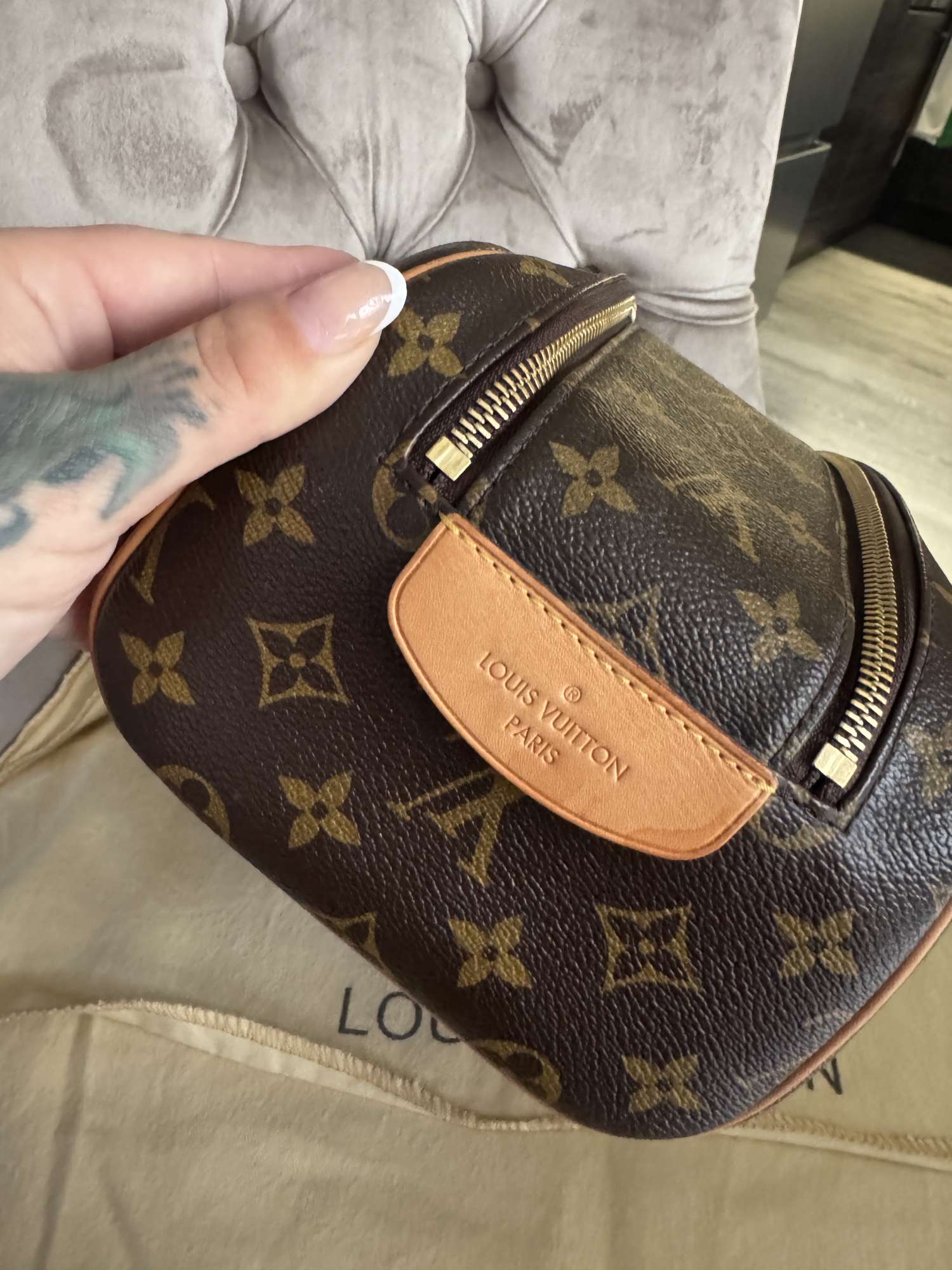 Louis Vuitton king size toiletry