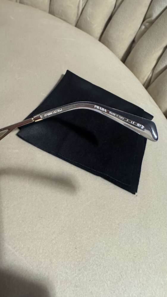 Prada slnečné okuliare