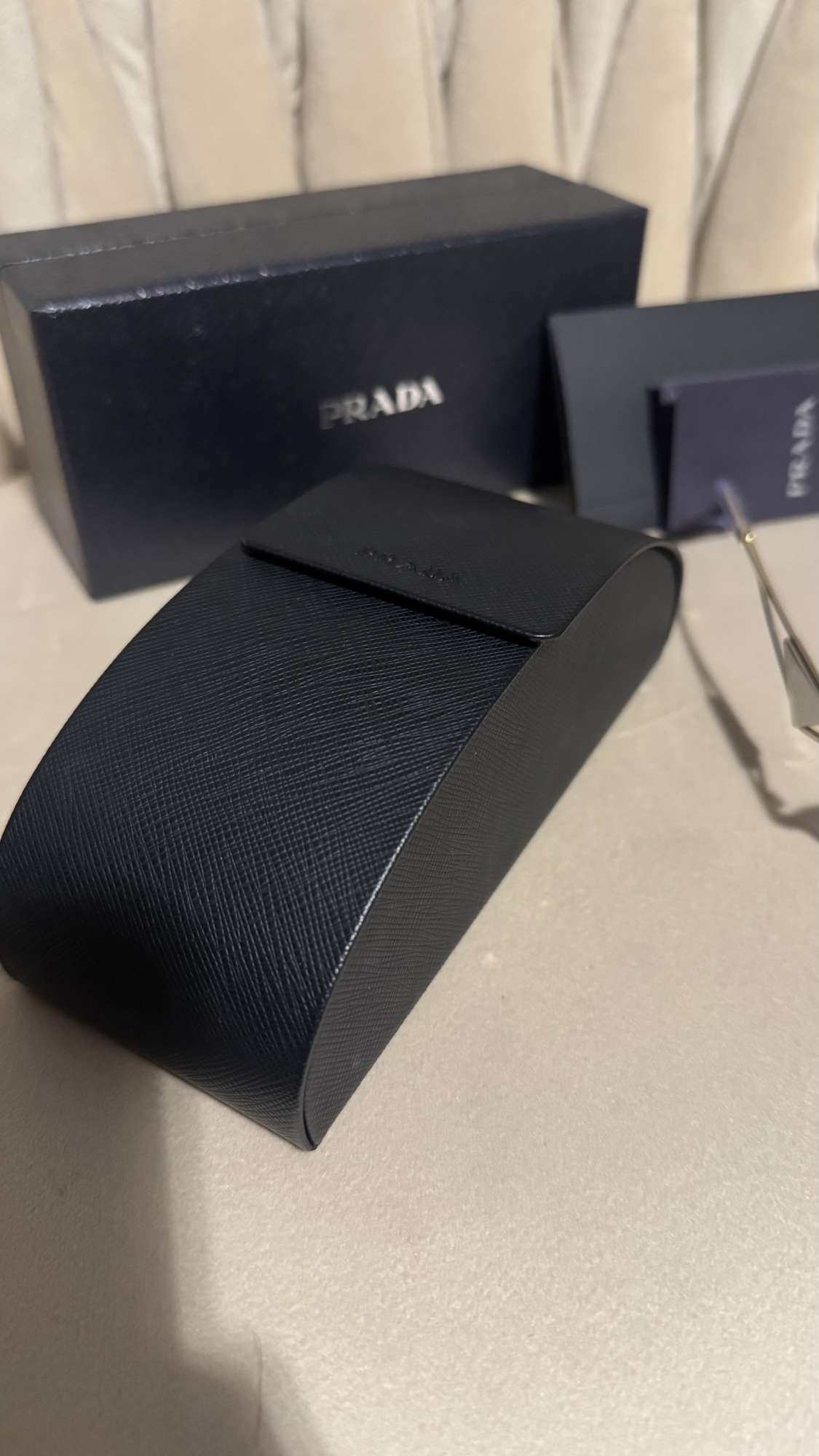 Prada slnečné okuliare