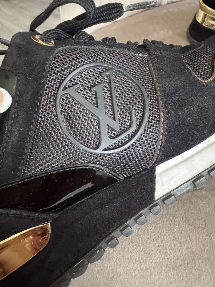 Louis Vuitton Run Away