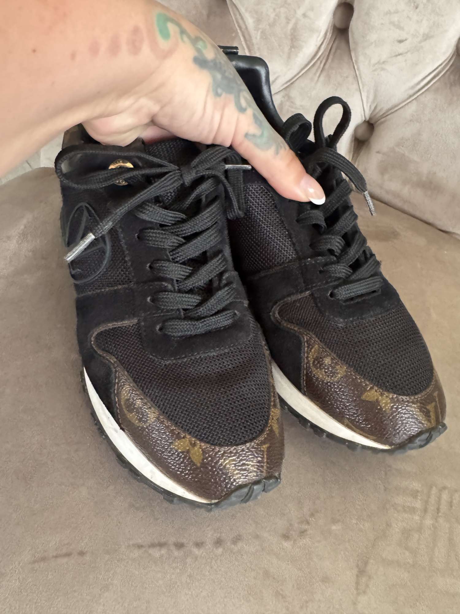 Louis Vuitton Run Away