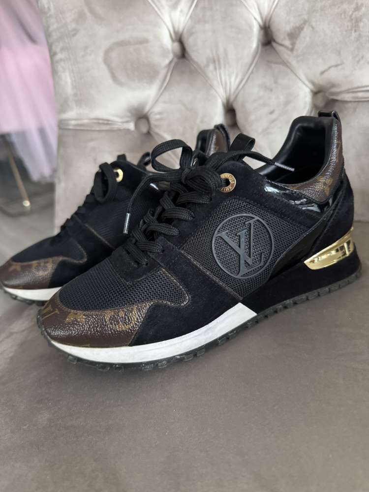 Louis Vuitton Run Away