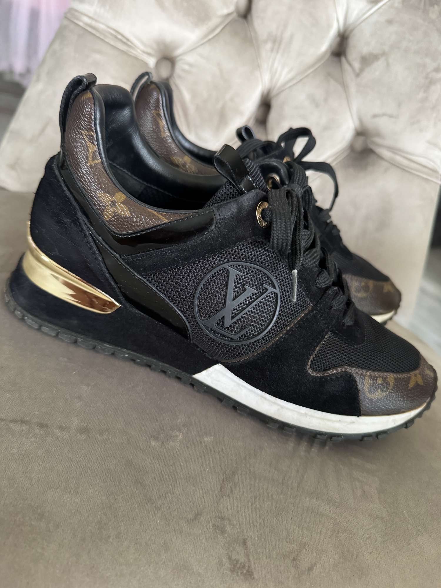Louis Vuitton Run Away