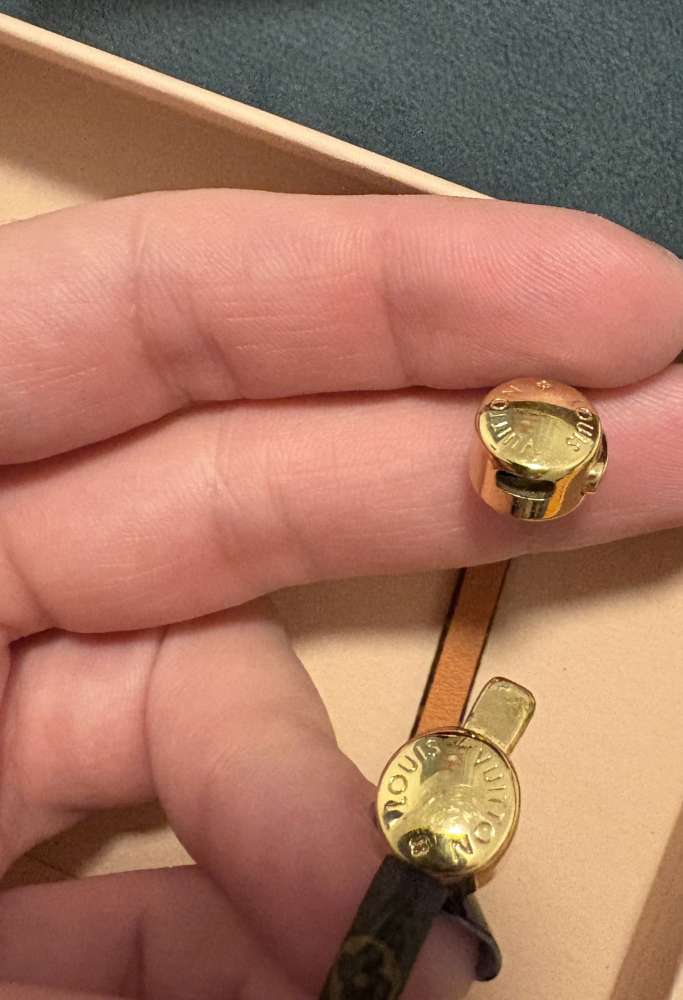 Louis Vuitton náramok