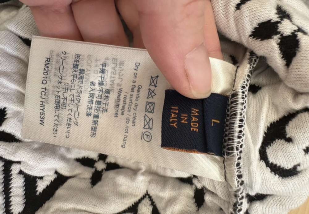 Louis Vuitton sveter