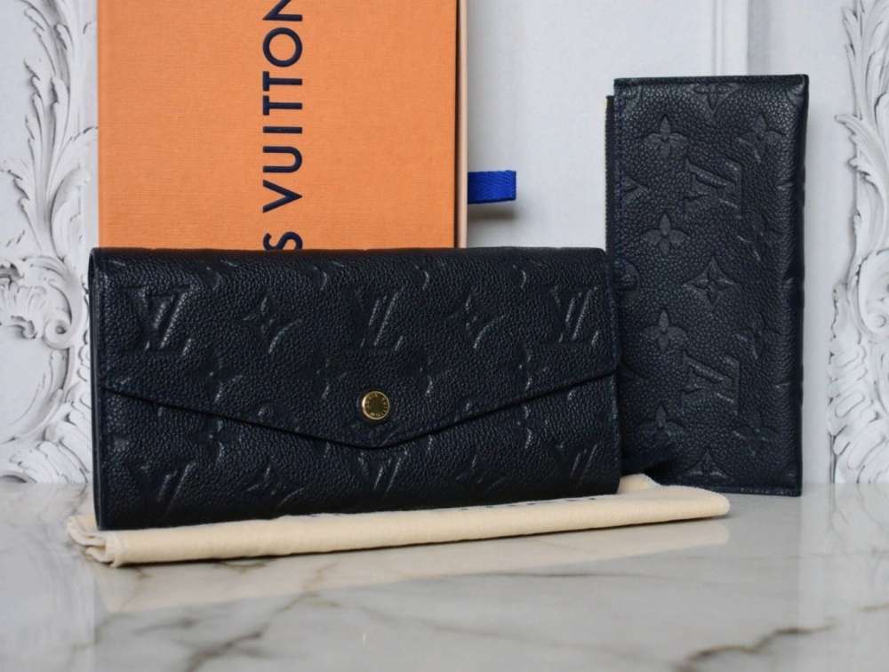 Louis Vuitton Sarah peňaženka