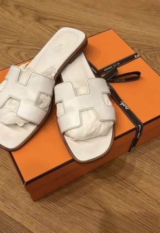 https://www.vipluxury.sk/Hermes oran