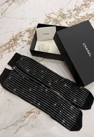 https://www.vipluxury.sk/Chanel ponožky