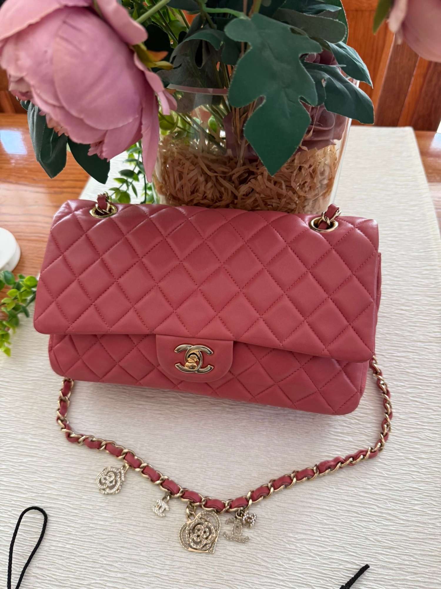 Chanel médium flap bag