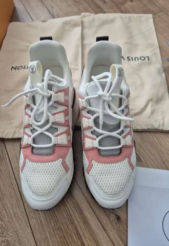 https://www.vipluxury.sk/Louis Vuitton RUN AWAY MESH veľkosť 39